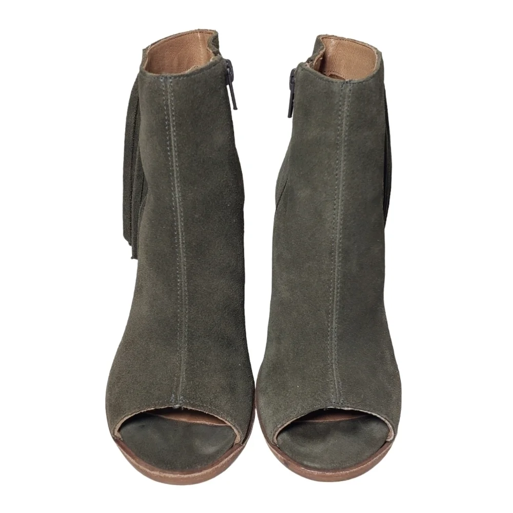 Rowen Olive Green Suede Fringe Chunky Heel Bootie Sz 6